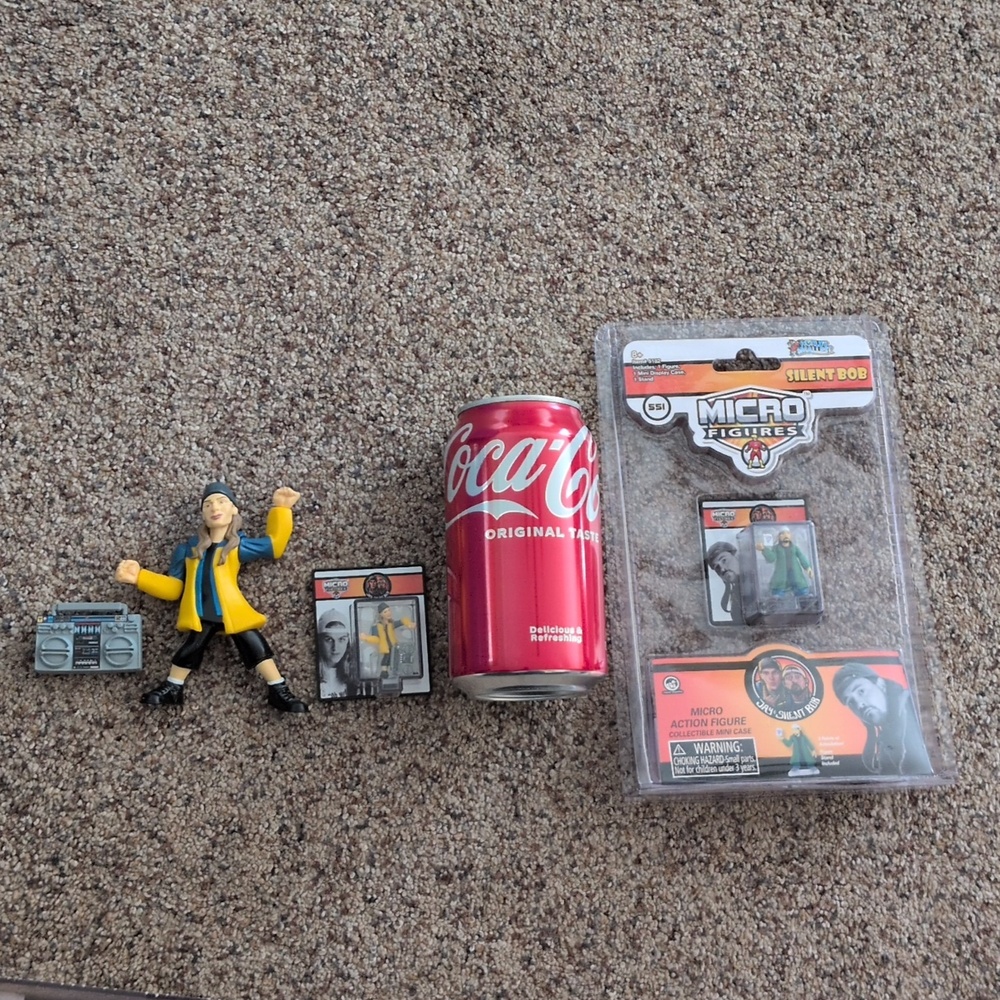 Silent Bob and Jay Action Figures - Picture 8 of 8